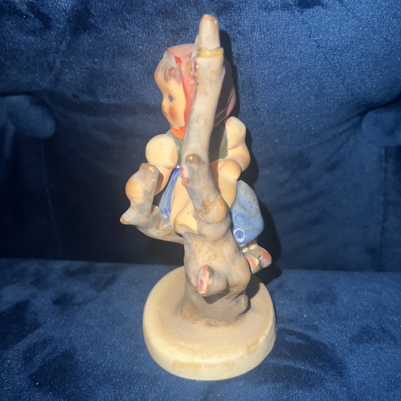 Hummel Figurine - Girl in Tree - Picture 2 of 5